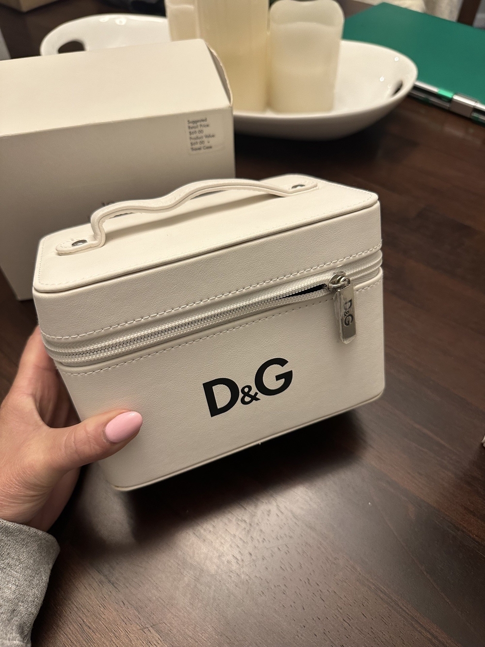 D&G White Toiletry and Accessory Case